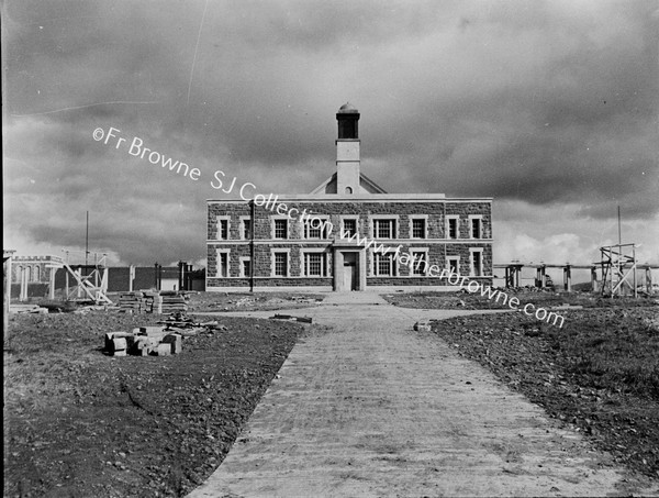 NEW MENTAL  HOSPITAL (ARCHIT:R.BOYD BARRATTY)ADMINISTRATION BUILDING